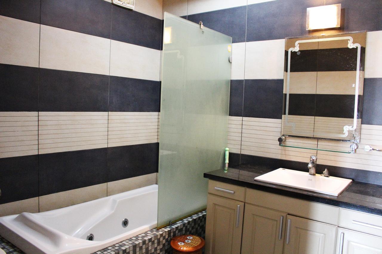 Hoang Gia Doc Let Hotel Ninh Hoa Luaran gambar